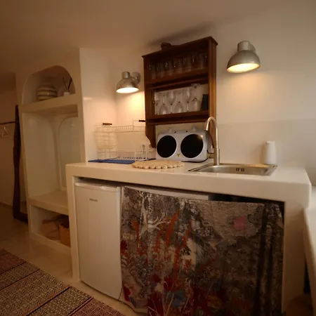 Naousa's Melody Feriehus *